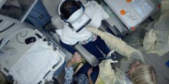 聯想聯手Starlight兒童基金會利用VR替代兒童全身麻醉